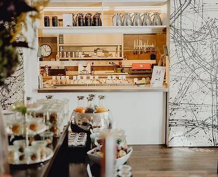 Art & Business Hotel 